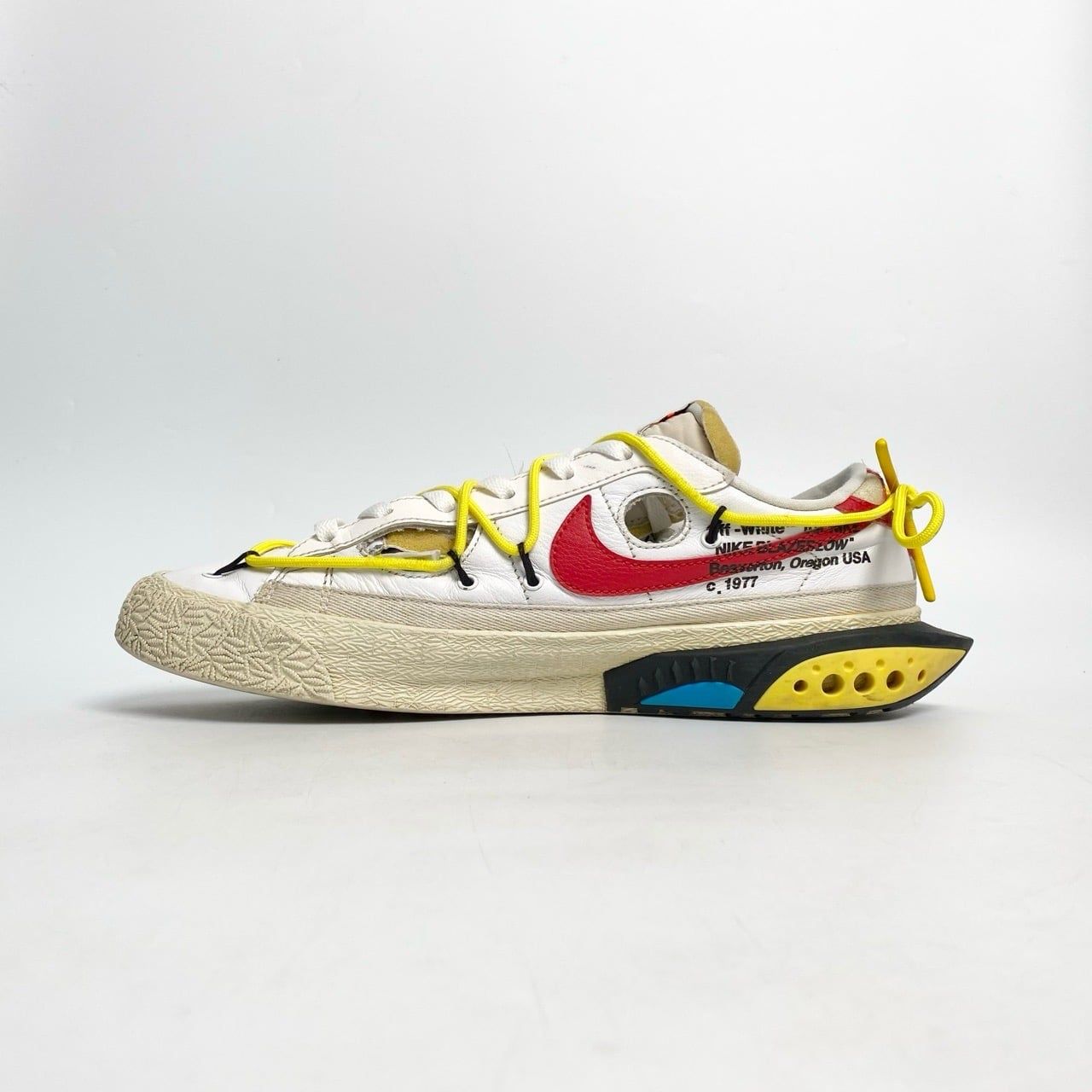  NIKE OFF WHITE X BLAZER LOW WHITE UNIVERSITY RED DH7863-100 