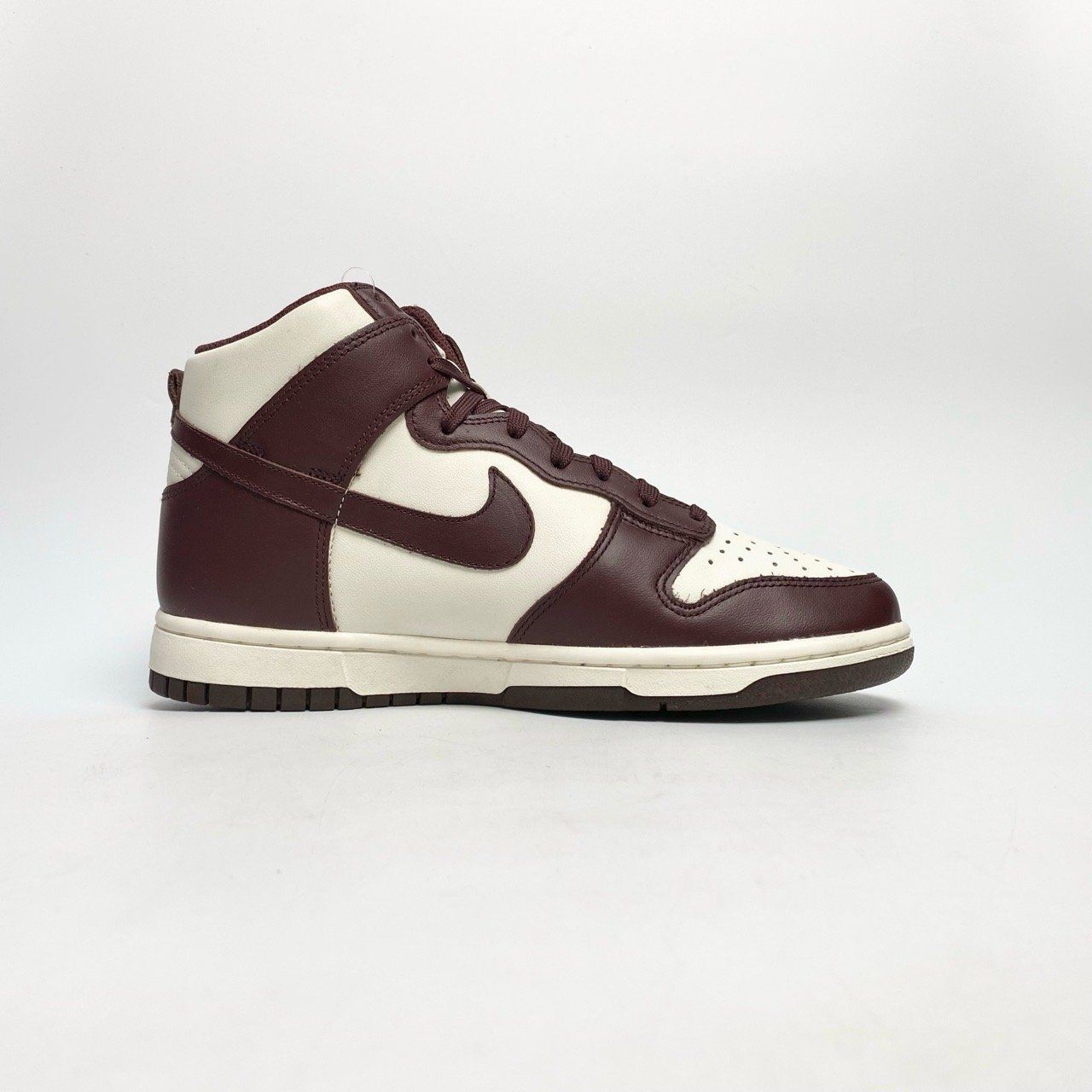  DUNK HIGH BURGUNDY CRUSH (W) DD1869-601 