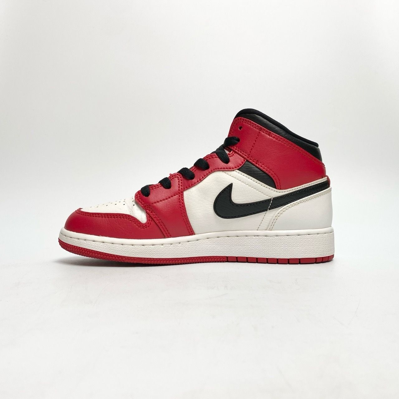  NIKE AIR JORDAN 1 MID GS CHICAGO 554725-173 