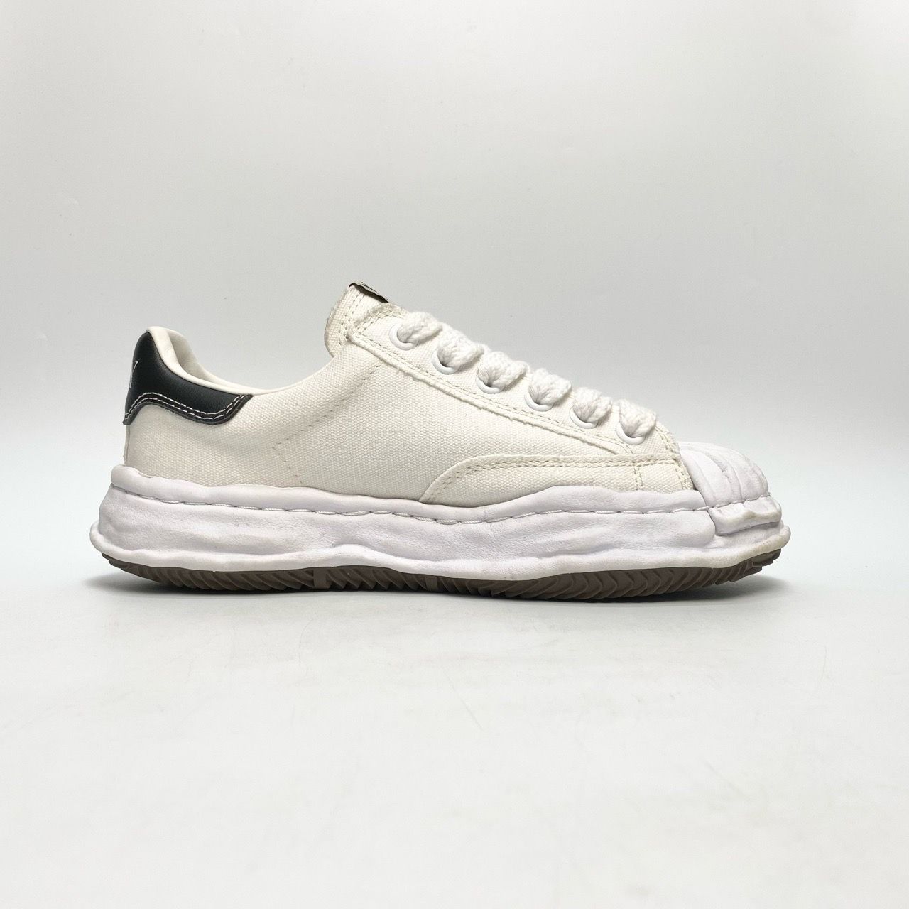  MAISON MIHARA YASUHIRO BLAKEY OG SOLE CANVAS LOW WHITE BLACK A08FW735 