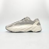  ADIDAS YEEZY BOOST 700 V2 STATIC EF2829 