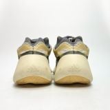  ADIDAS YEEZY 700 V3 FADE SALT ID1674 