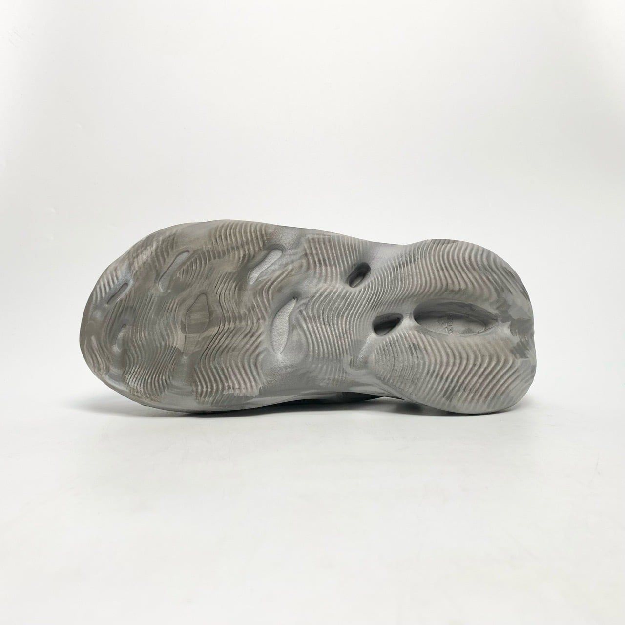  ADIDAS YEEZY FOAM RUNNER MX GRANITE IE4931 