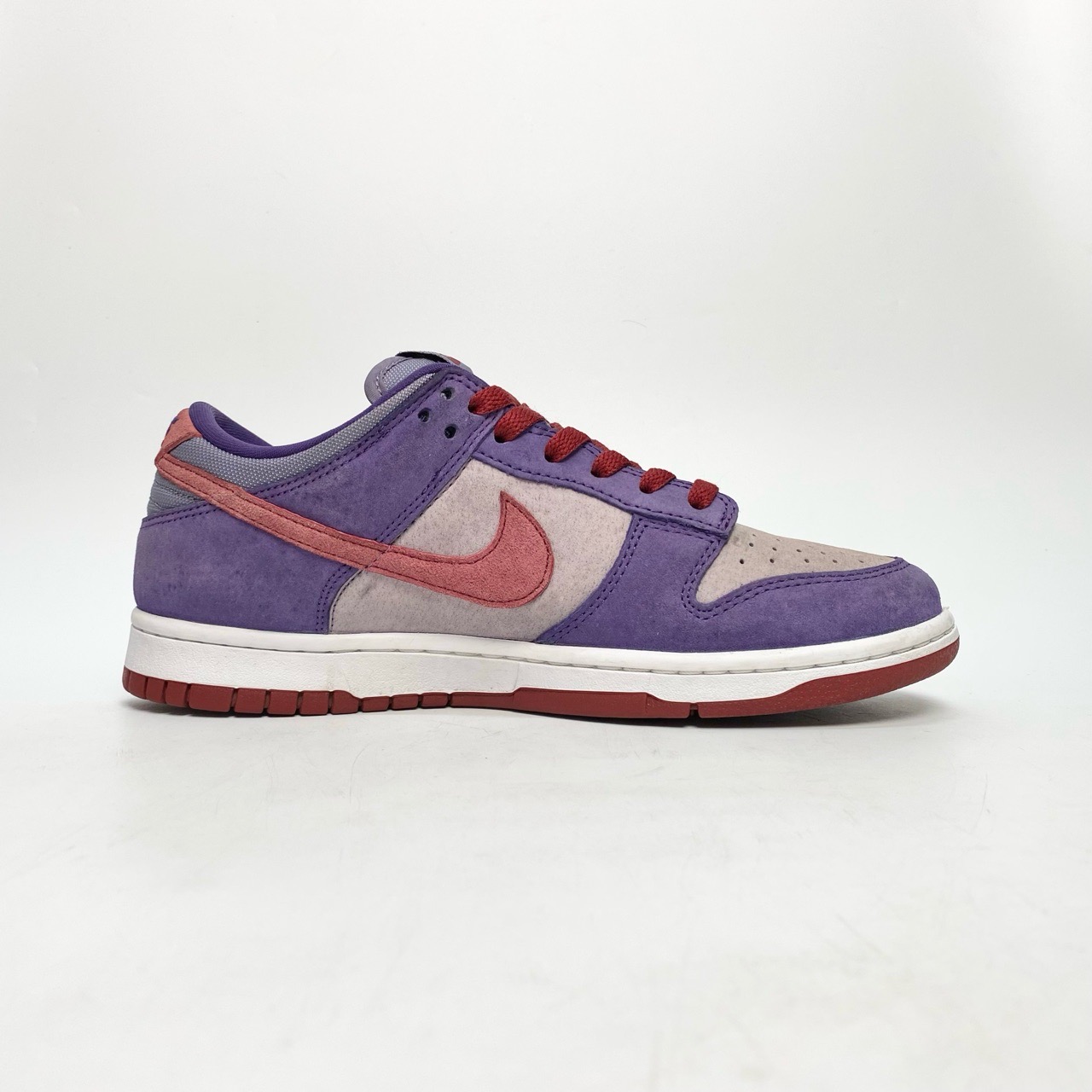 dunk sb plum