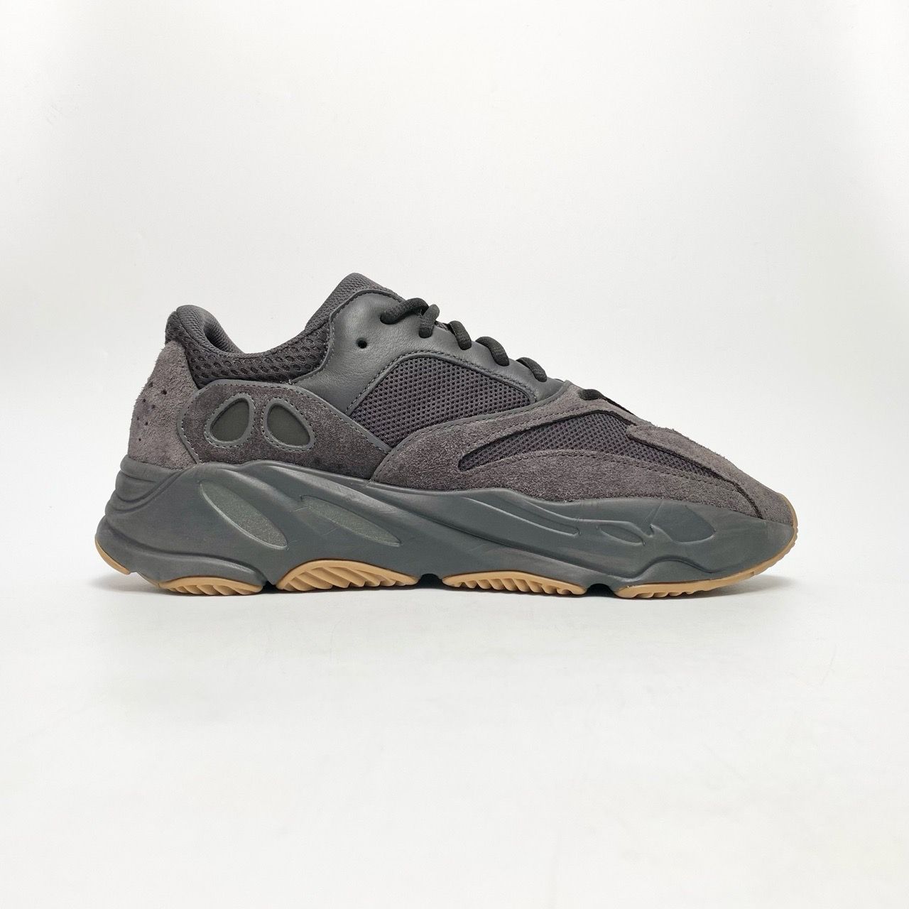  ADIDAS YEEZY BOOST 700 UTILITY BLACK FV5304 
