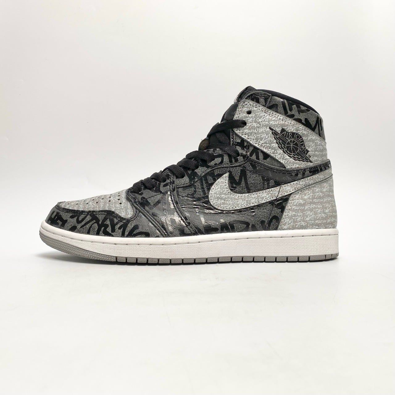  NIKE AIR JORDAN 1 RETRO HIGH OG REBELLIONAIRE 555088-036 