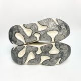  ADIDAS YEEZY BOOST 700 V2 STATIC EF2829 