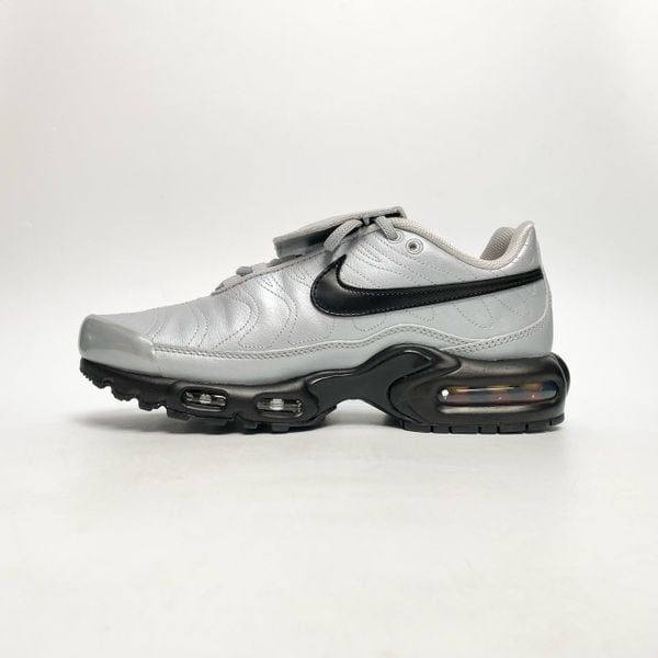 NIKE AIR MAX PLUS TNPO WOLF GREY HM6850-001 