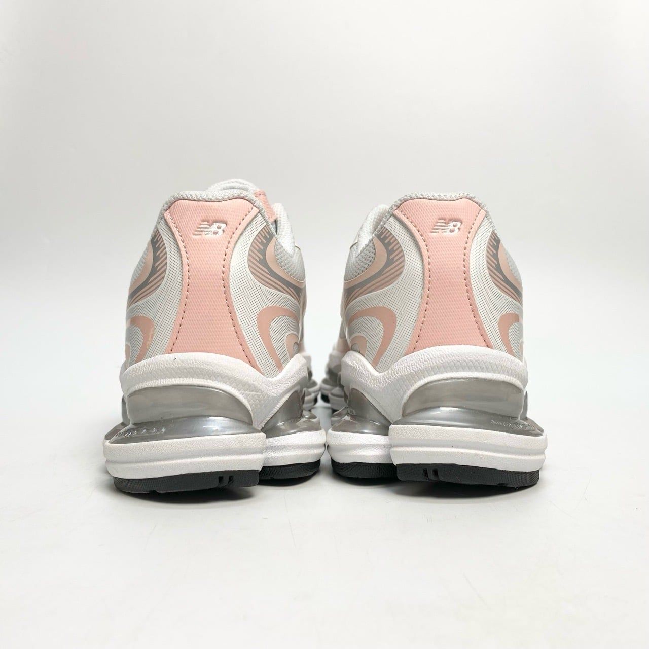  NEW BALANCE 2000 LIGHT PINK G20009ND 