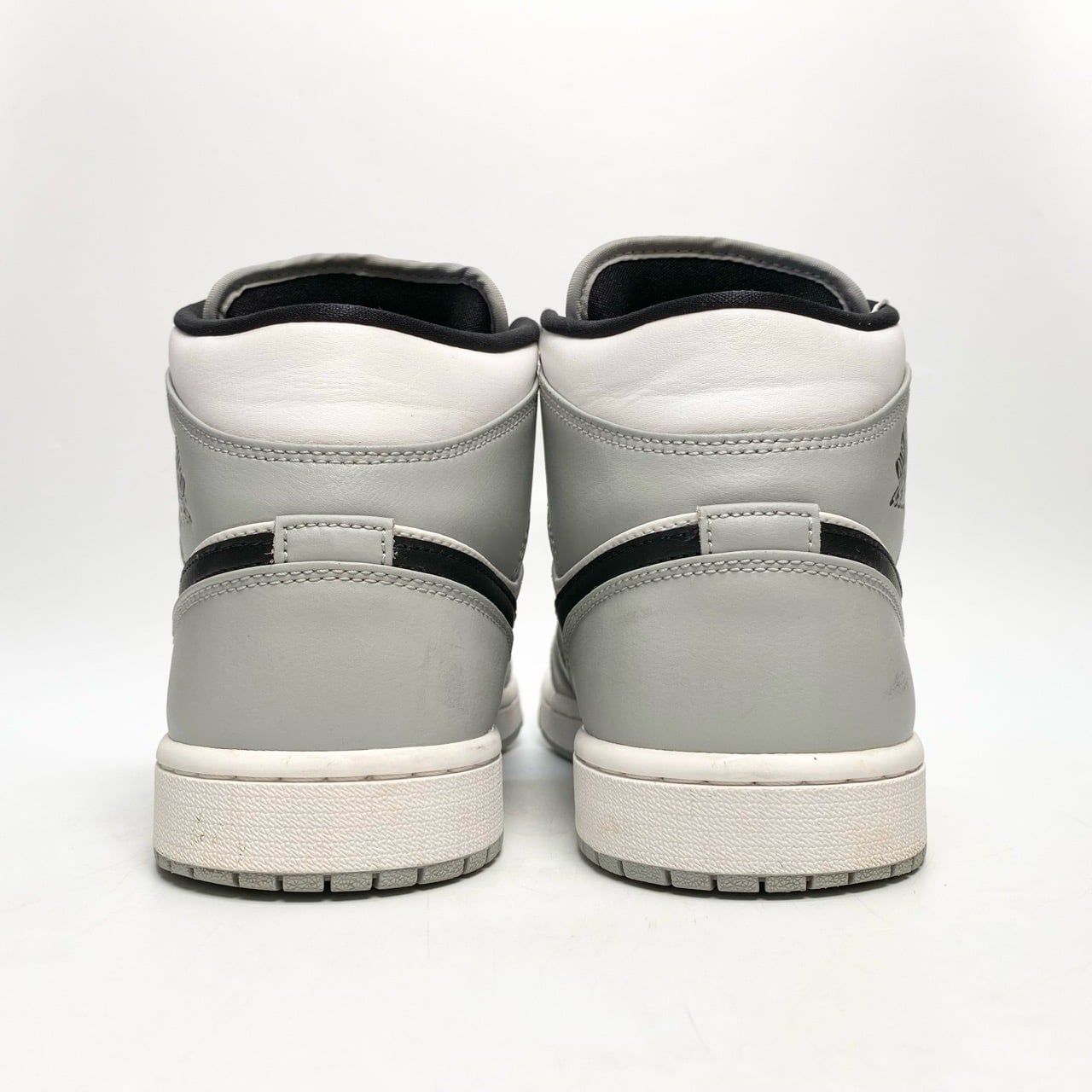 NIKE AIR JORDAN 1 MID SMOKE GREY 554724-092 