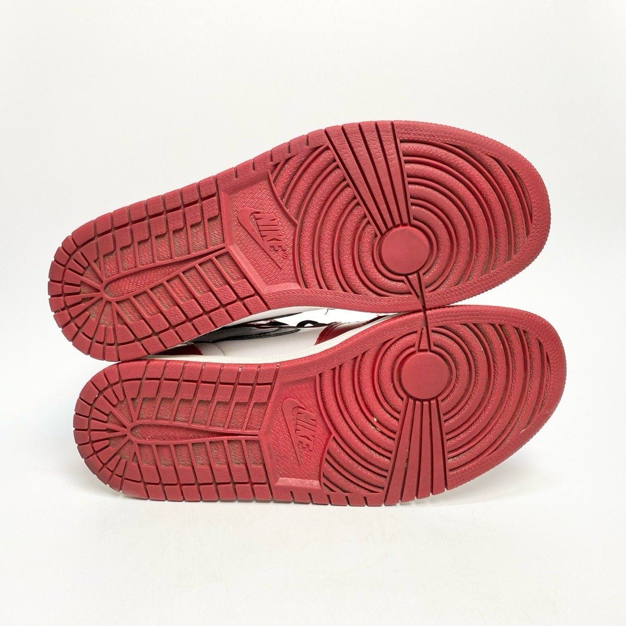  NIKE AIR JORDAN 1 RETRO HIGH OG CHICAGO 2015 555088-101 