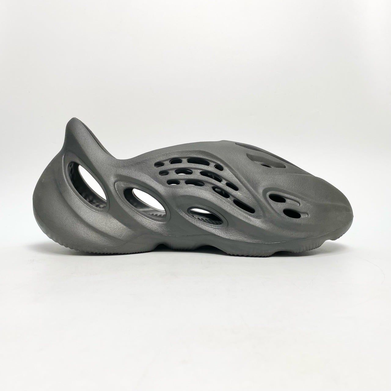  ADIDAS YEEZY FOAM RNR ONYX BLACK HP8739 