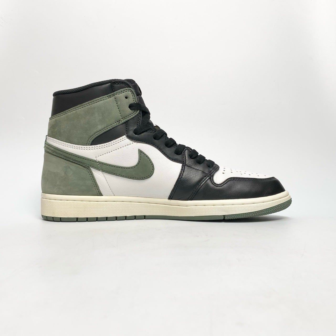  NIKE AIR JORDAN 1 RETRO HIGH OG CLAY GREEN 555088-135 