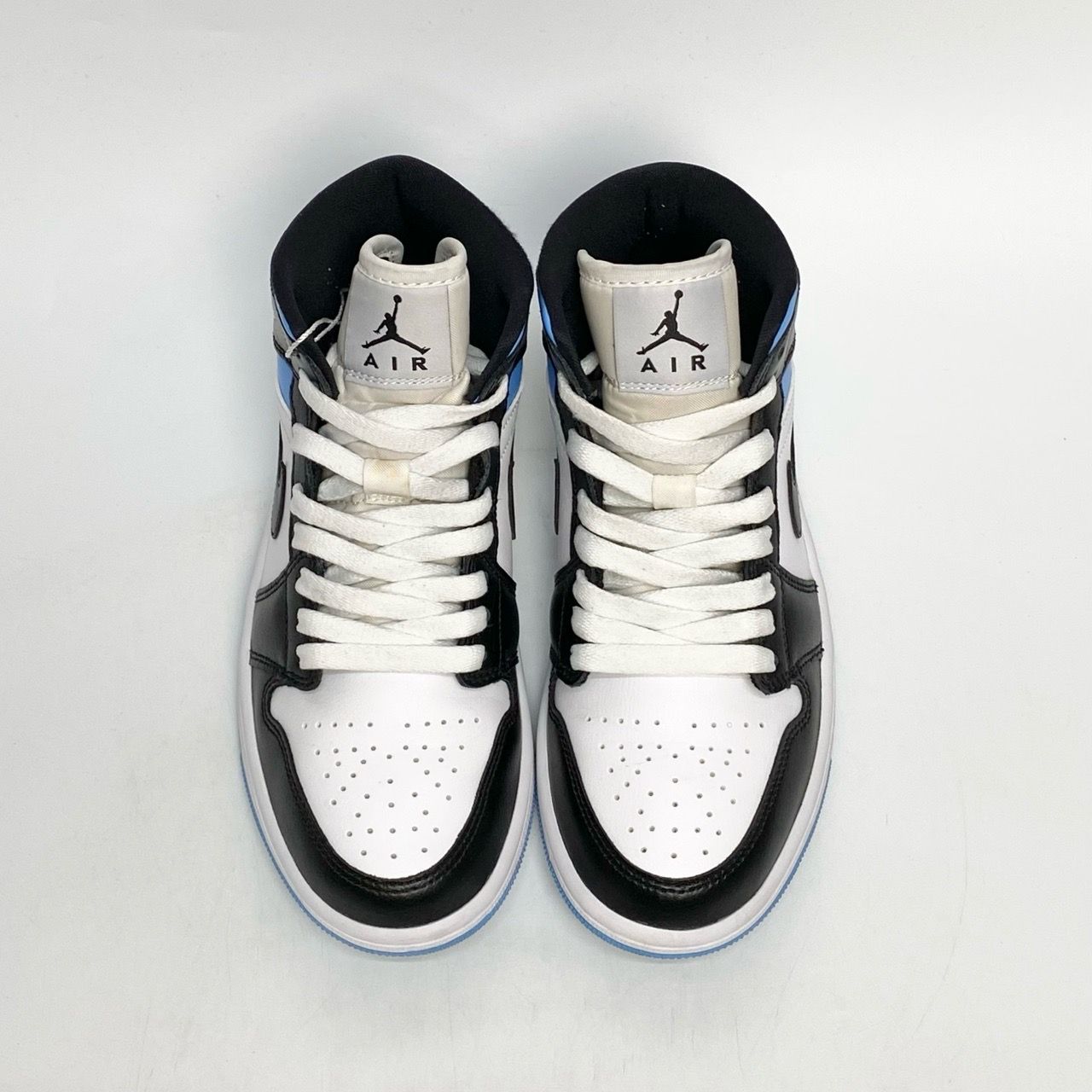  NIKE WMNS AIR JORDAN 1 MID UNIVERSITY BLUE BQ6472-102 