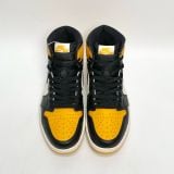 NIKE AIR JORDAN 1 RETRO HIGH OG TAXI 555088-711 