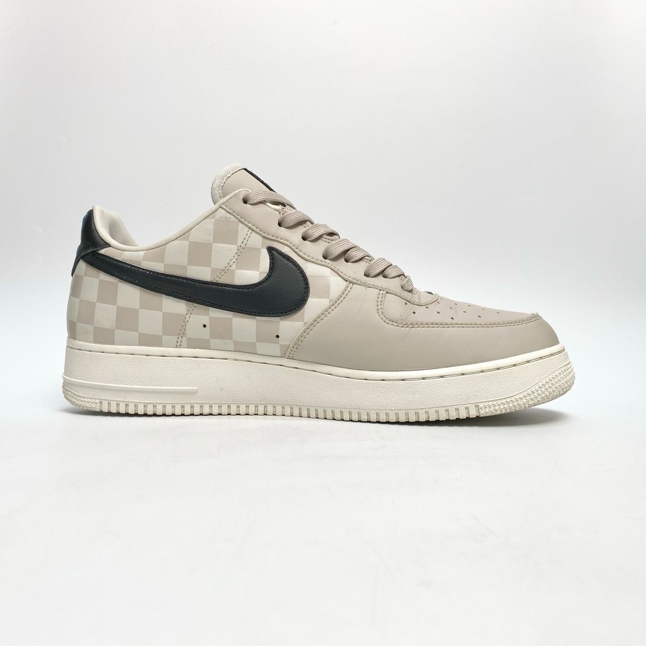  NIKE AIR FORCE 1 LEBRON JAMES STRIVE FOR GREATNESS DC8877-200 