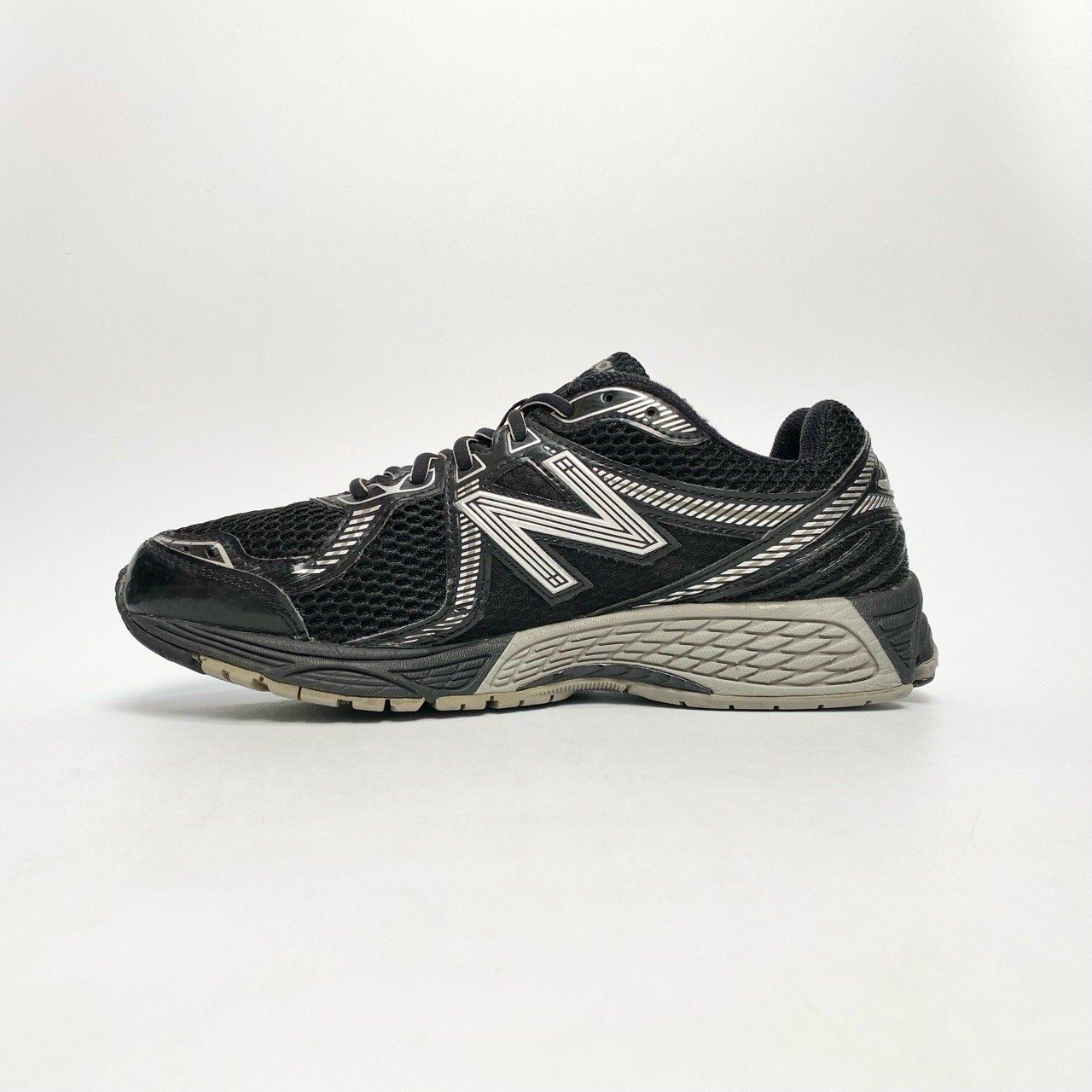  NEW BALANCE L860XC BLACK SILVER ML860XC 