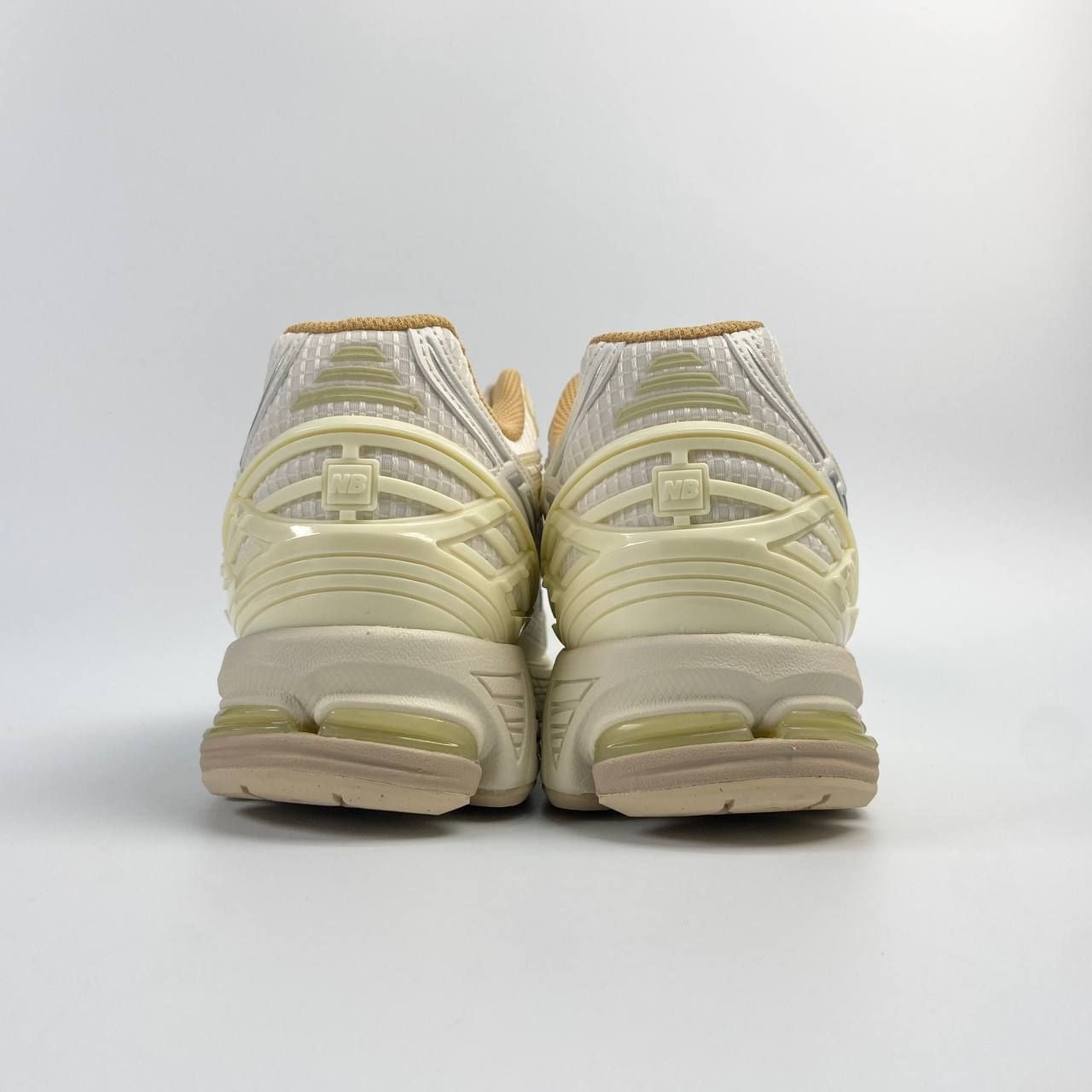  NEW BALANCE 1906R LUNAR MỚI YEAR CREAM M1906NLY 