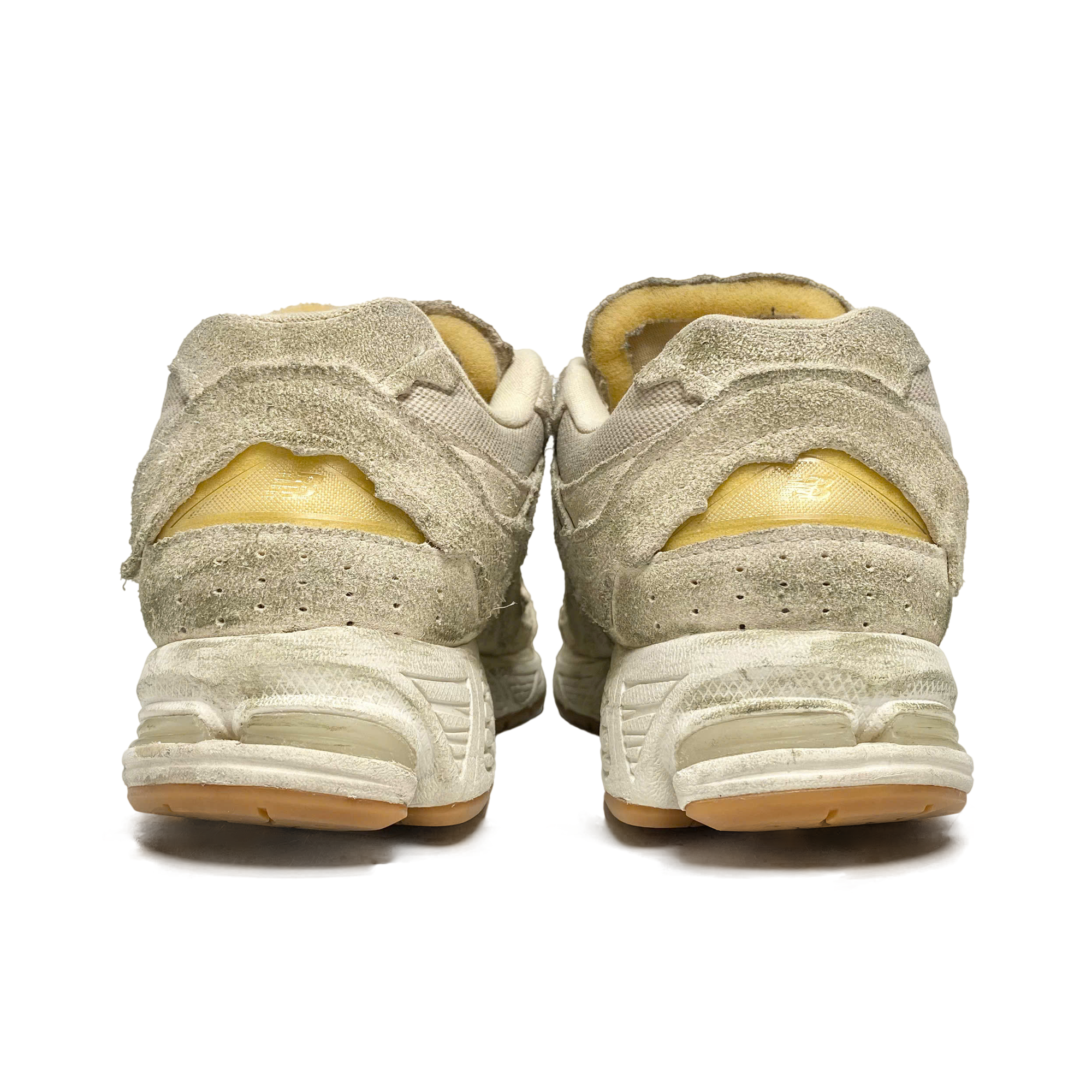  NEW BALANCE 2002R PROTECTION PACK DISTRESSED M2002RDG 