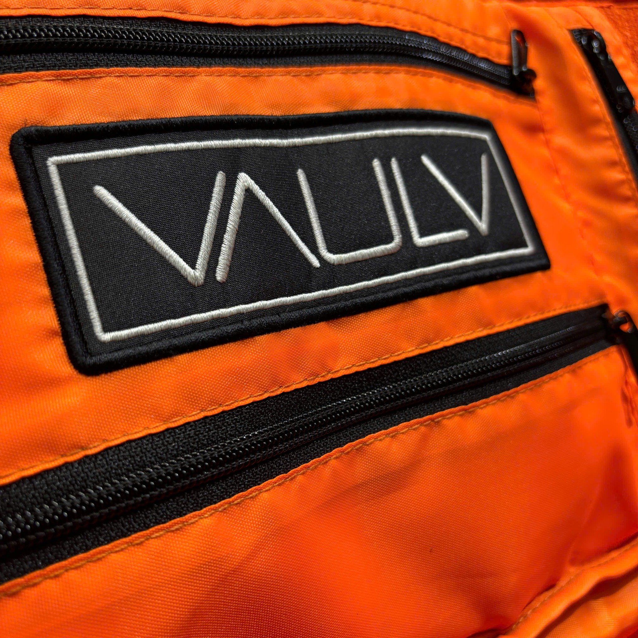  VAULV DUFFLE 015 BLACK ORANGE 