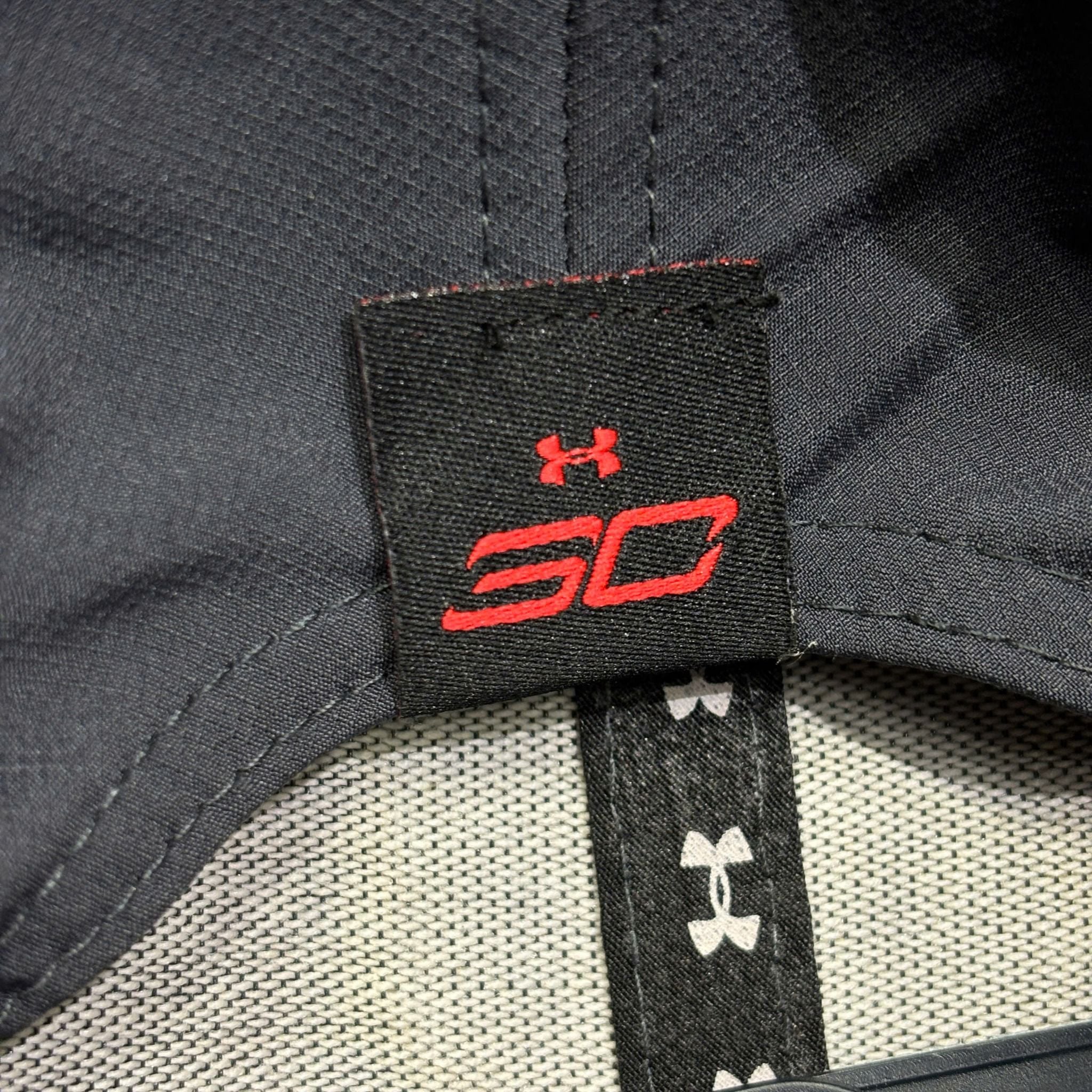  STEPH CURRY UNDER ARMOUR HAT YOUTH 