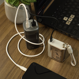  Sạc dự phòng Pisen Pro PD65 20.000mAh nhỏ gọn, sạc được Laptop 