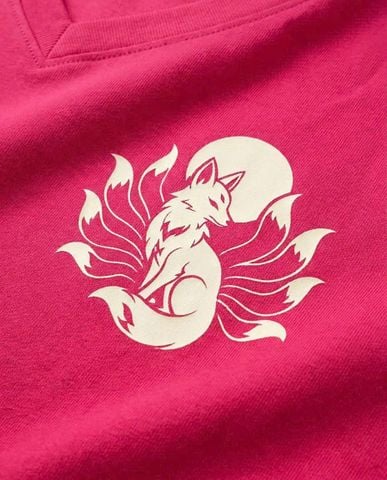  Áo Thun Cổ Tim Hồ Nguyệt 