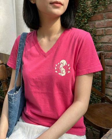  Áo Thun Cổ Tim Hồ Nguyệt 