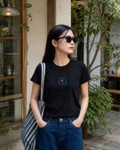  Cỏ Bốn Lá T-shirt 