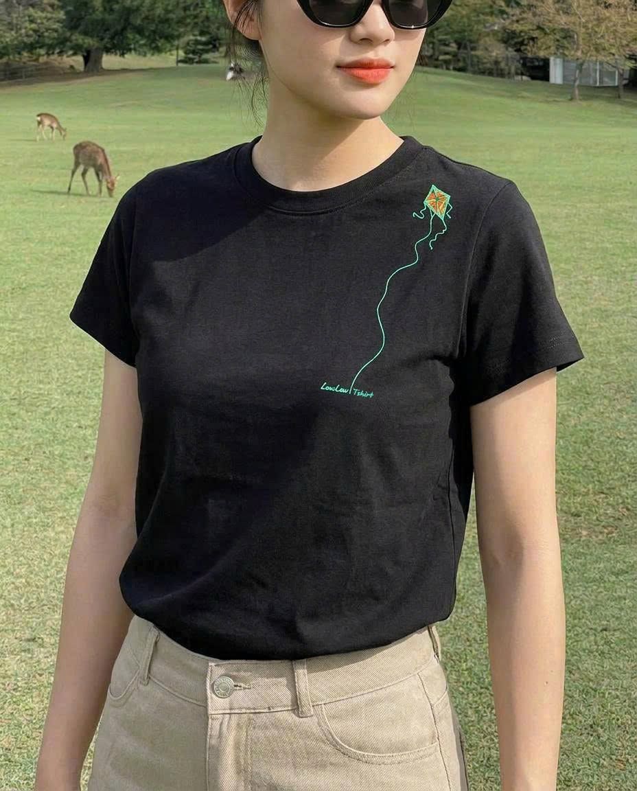 Đón Gió T-Shirt