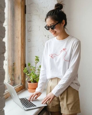  Gogo Long Sleeve T-shirt 