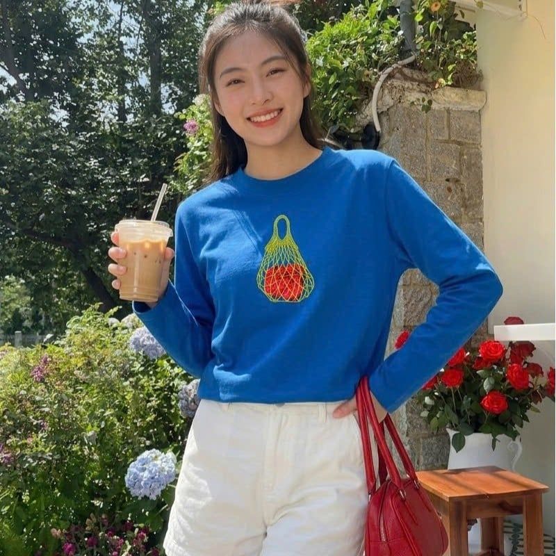 Mùa Quả Mọng Long Sleeve T-shirt
