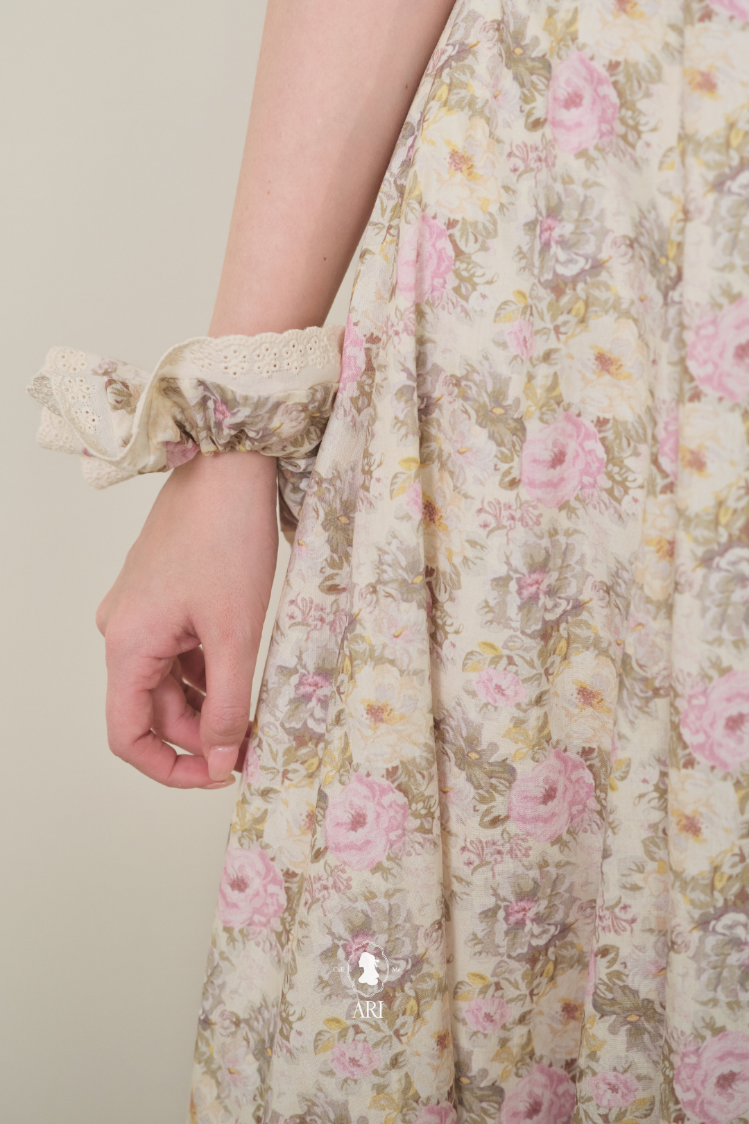  R&S FLEUR SCRUNCHIES 