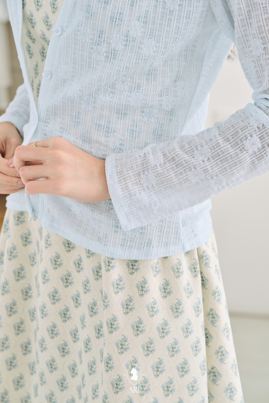  DAILY CARDIGAN - BABY BLUE 
