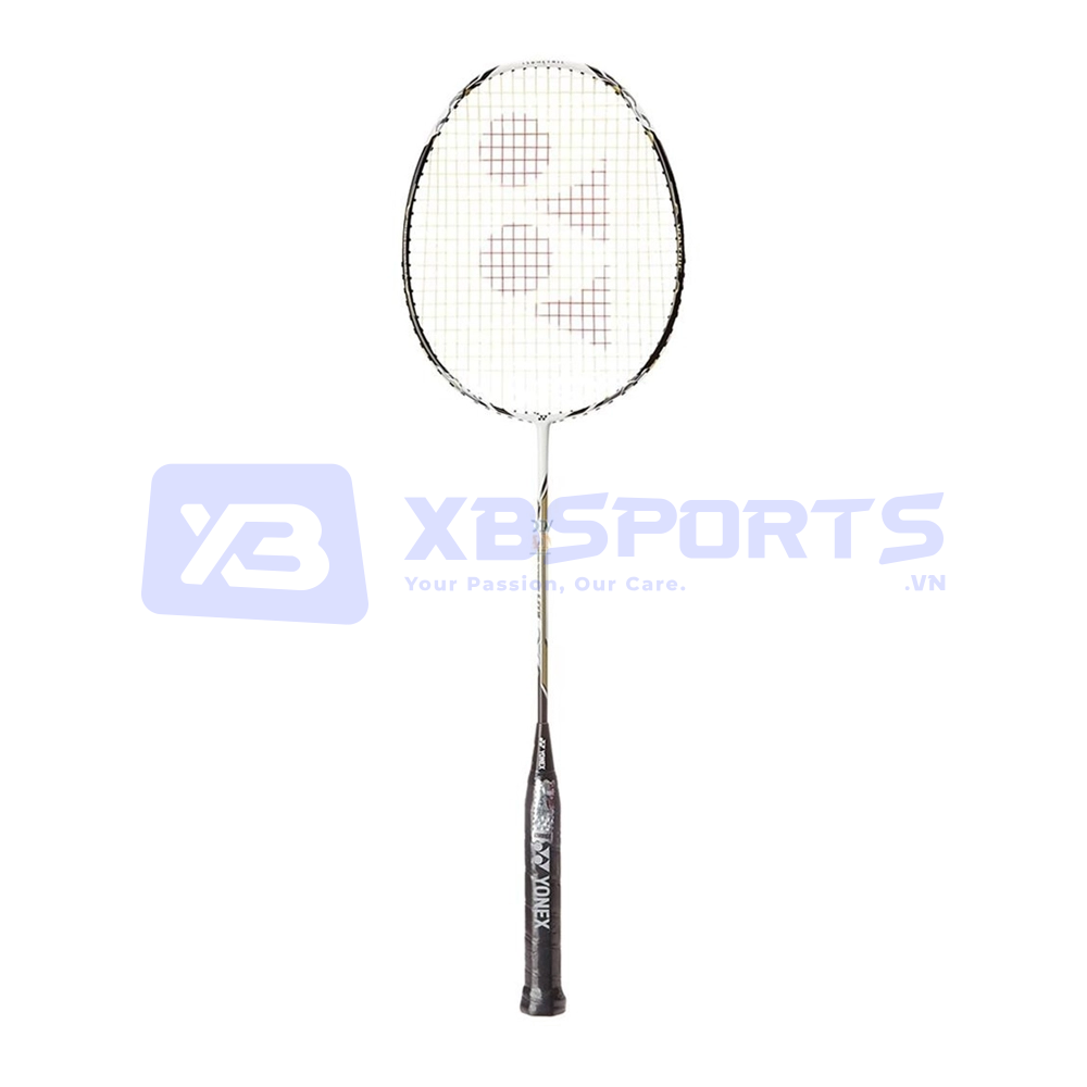 Vợt cầu lông Yonex Voltric Lite khung trắng phối đen ở hai bên, chi tiết vàng gold, dây trắng logo YY đỏ, thân đũa trắng chuyển sang cán quấn đen