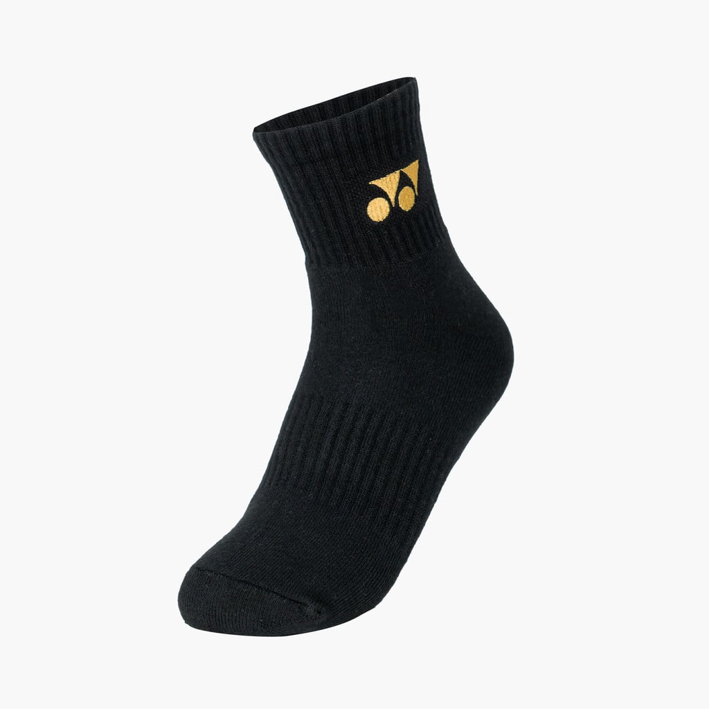 Vớ cầu lông Yonex SKSM1055ZMP8 cổ 10cm màu đen trơn, logo Yonex vàng gold ở mắt cá, cổ vớ dệt gân, thân vớ dệt dày