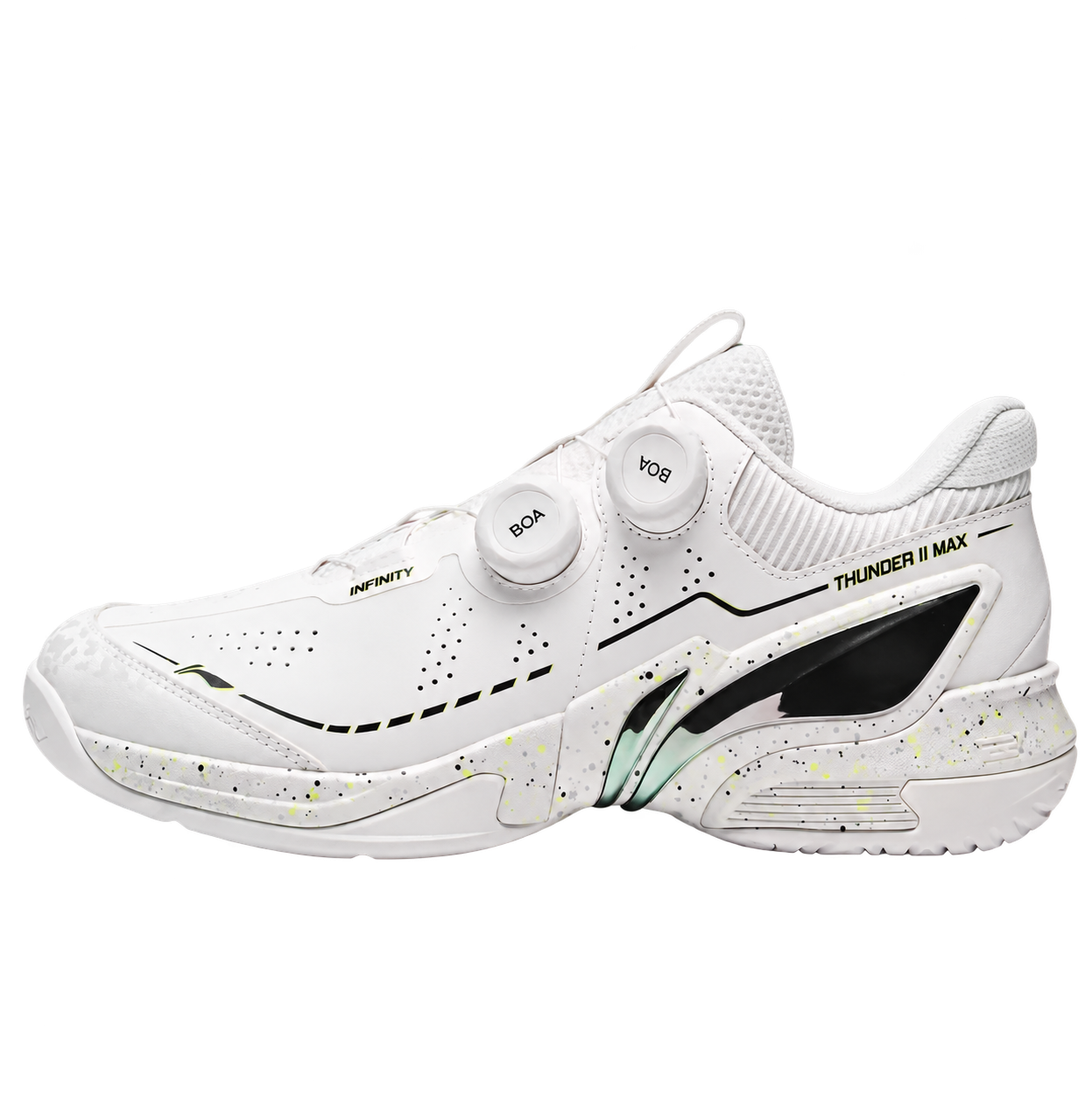 Giày cầu lông Lining Thunder II Max BOA 2026 màu trắng nhìn nghiêng, hai núm BOA trắng ở mu và gót, chữ INFINITY ở mũi và THUNDER II MAX ở thân giày, khung TPU đen cạnh ngoài, đế giữa trắng đốm vàng chanh