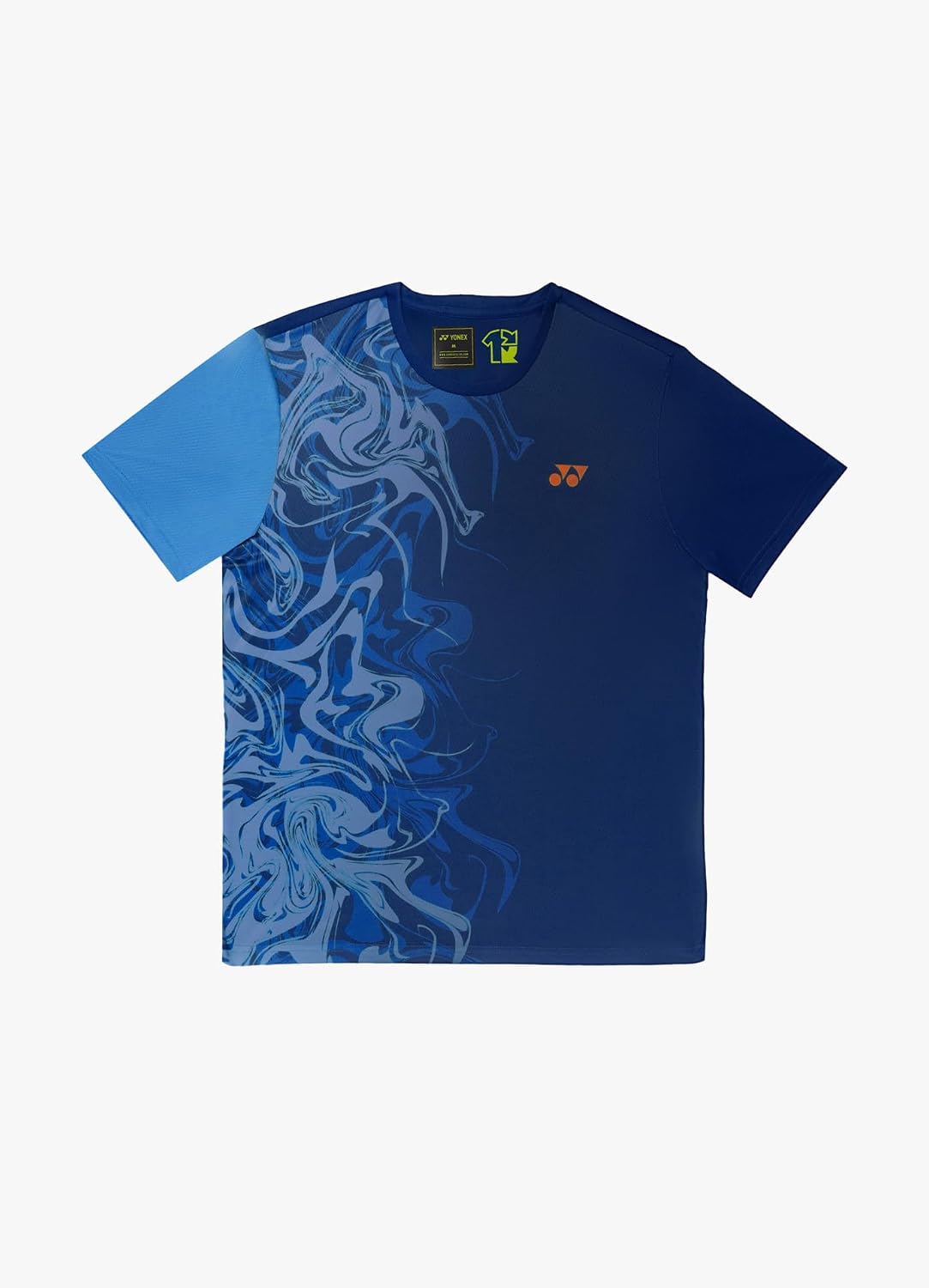Áo cầu lông Yonex TRM2967 màu xanh navy, họa tiết vân xoáy marble màu xanh dương sáng chạy dọc nửa thân trước bên trái, tay trái màu xanh dương nhạt, logo Yonex màu cam ở ngực phải