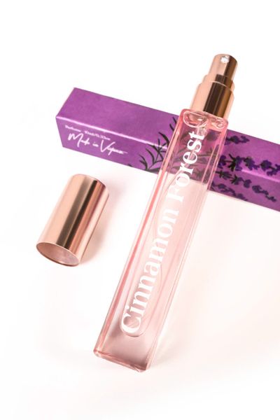  O: Nước hoa Cinnamon Forest - Agarwood & Lavender - Trầm Hương Đêm Huyền Bí 