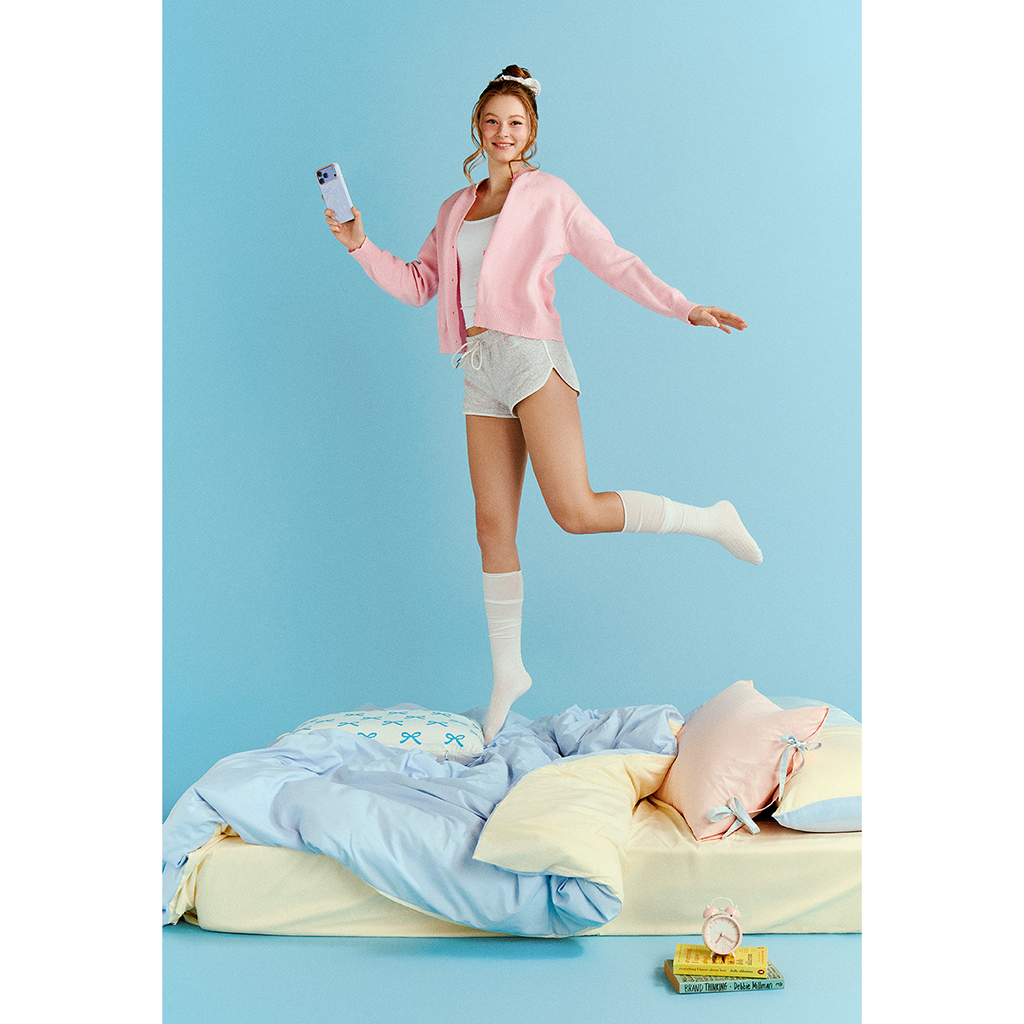  Ốp lưng IPHONE 18/17 ProMax UNIQ COEHL CLOUDÉ 