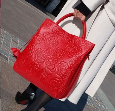  Túi Tote Họa Tiết Hoa Dập Nổi 