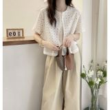  Áo Phông Ren Họa Tiết 