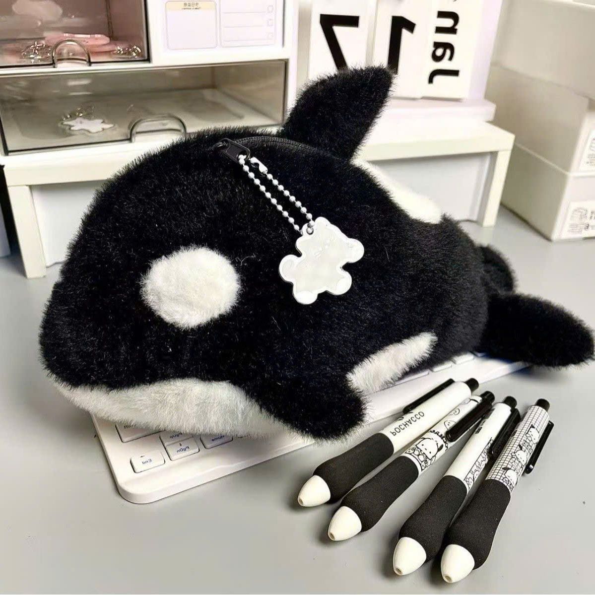  Túi Viết Nhồi Bông Cá Voi Dễ Thương. 