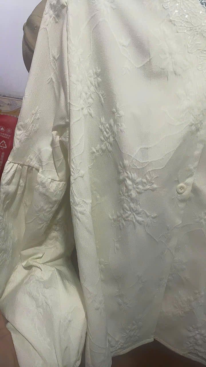  Áo Kiểu Tay Dài Phối Ren Hoa 