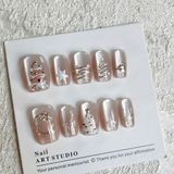  Móng Giả Noel Vuông Đơn Giản 