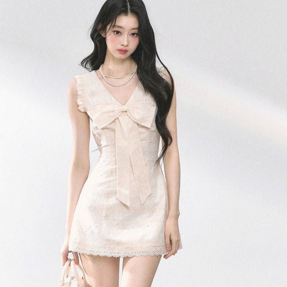  Đầm Ren Nơ Thời Trang 