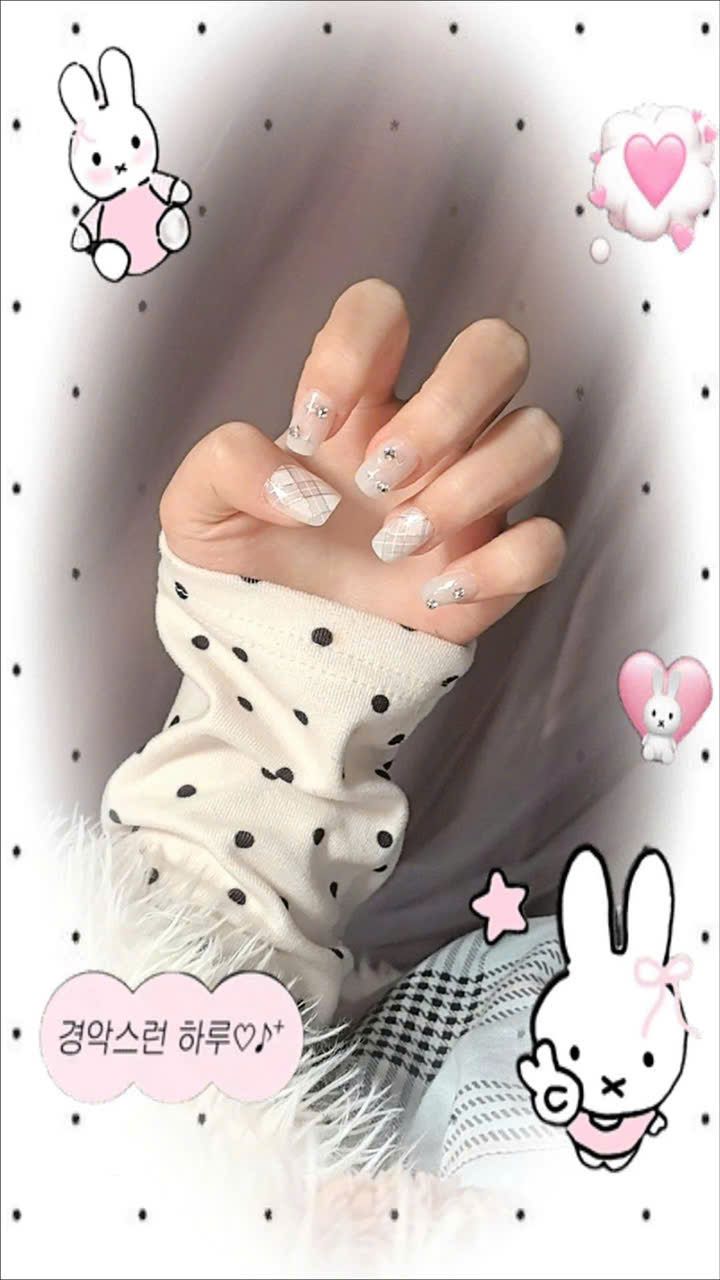  Mẫu Nail Chấm Bi 