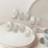  Mẫu Nail Chấm Bi 