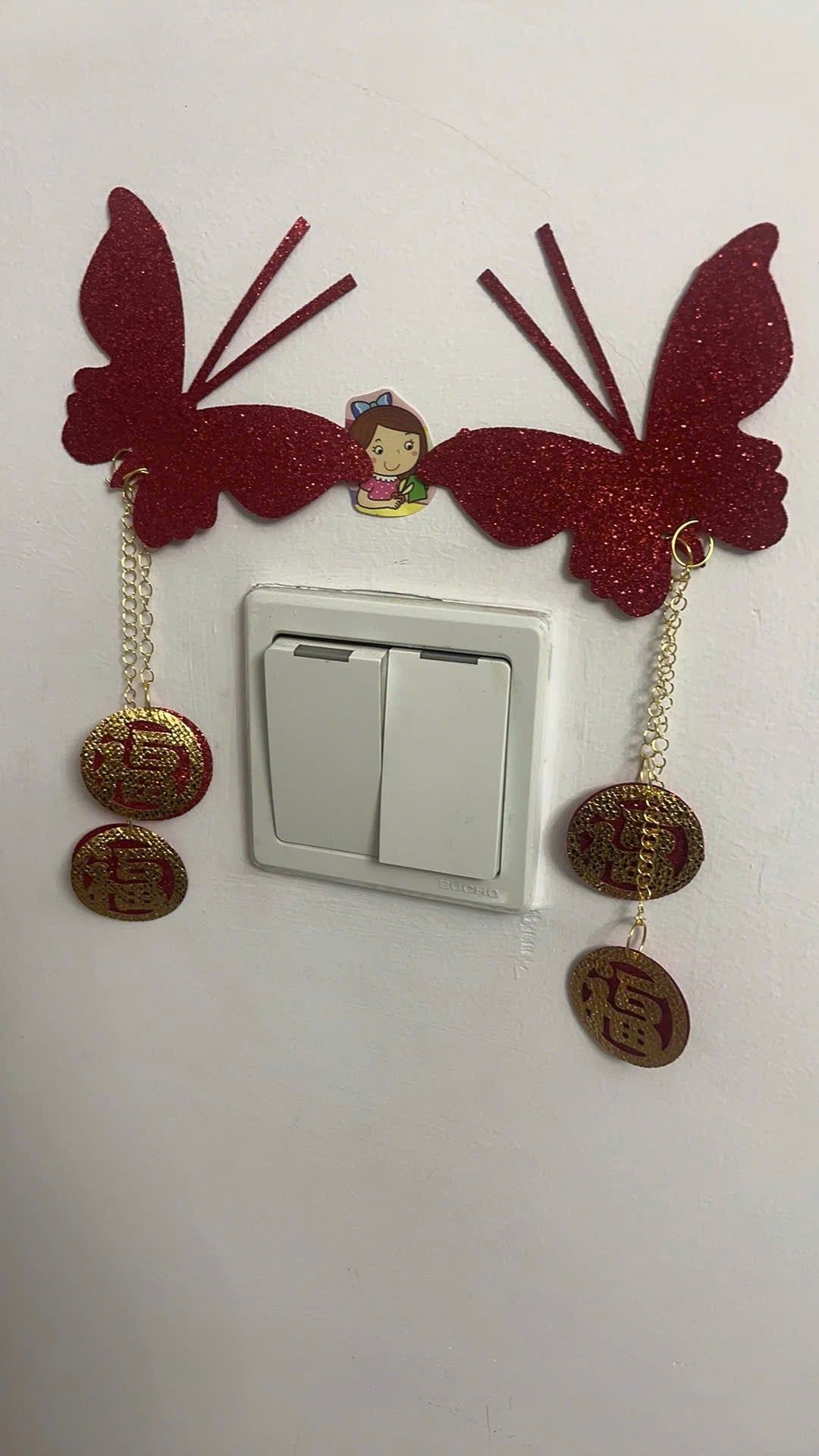  Cánh Bướm Đỏ Kim Tuyến Trang Trí 