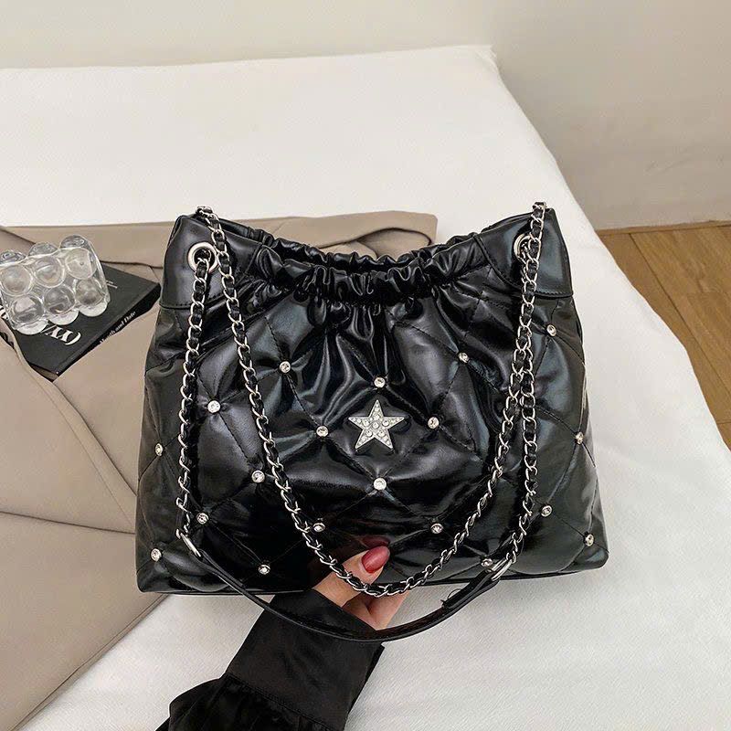  Túi Xách Thời Trang Quả Trám 